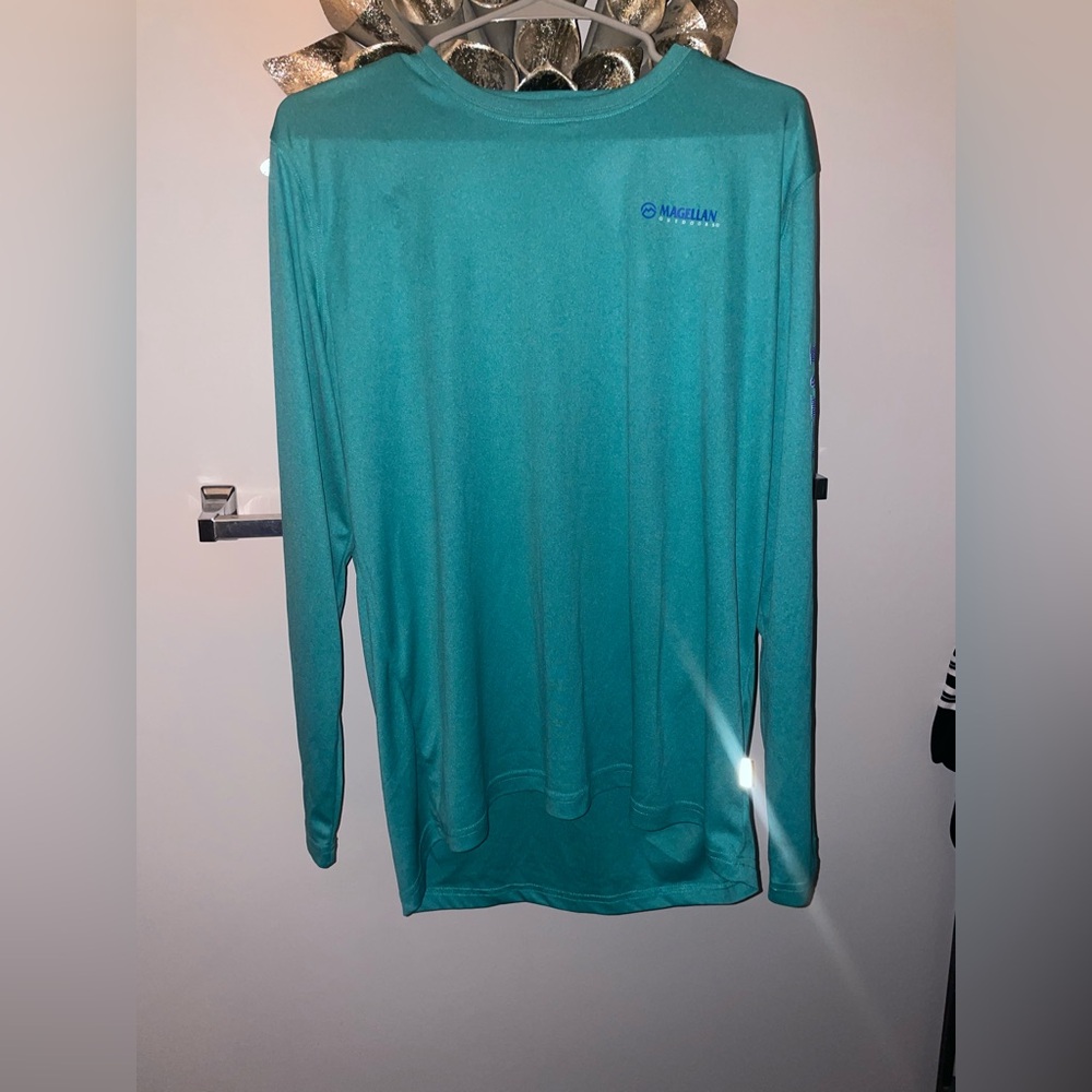 Magellan Outdoors Women’s Aqua Long Sleeve Tee